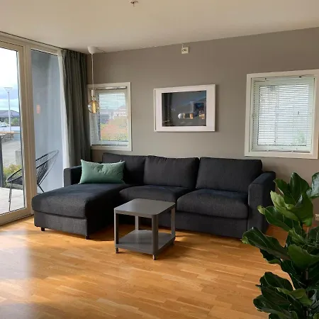 Modern Apartment In The Harbour Of Jørpeland Buitenkant foto