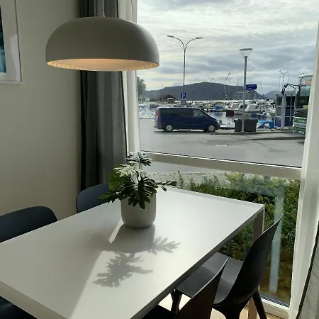 Modern Apartment In The Harbour Of Jørpeland Buitenkant foto