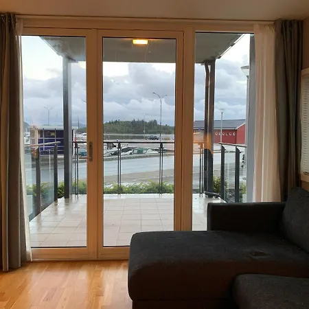 Modern Apartment In The Harbour Of Jørpeland Buitenkant foto