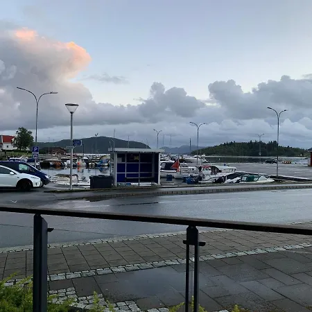 Modern Apartment In The Harbour Of Jørpeland Buitenkant foto