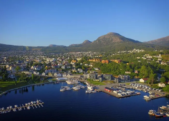 Modern Apartment In The Harbour Of Jorpeland